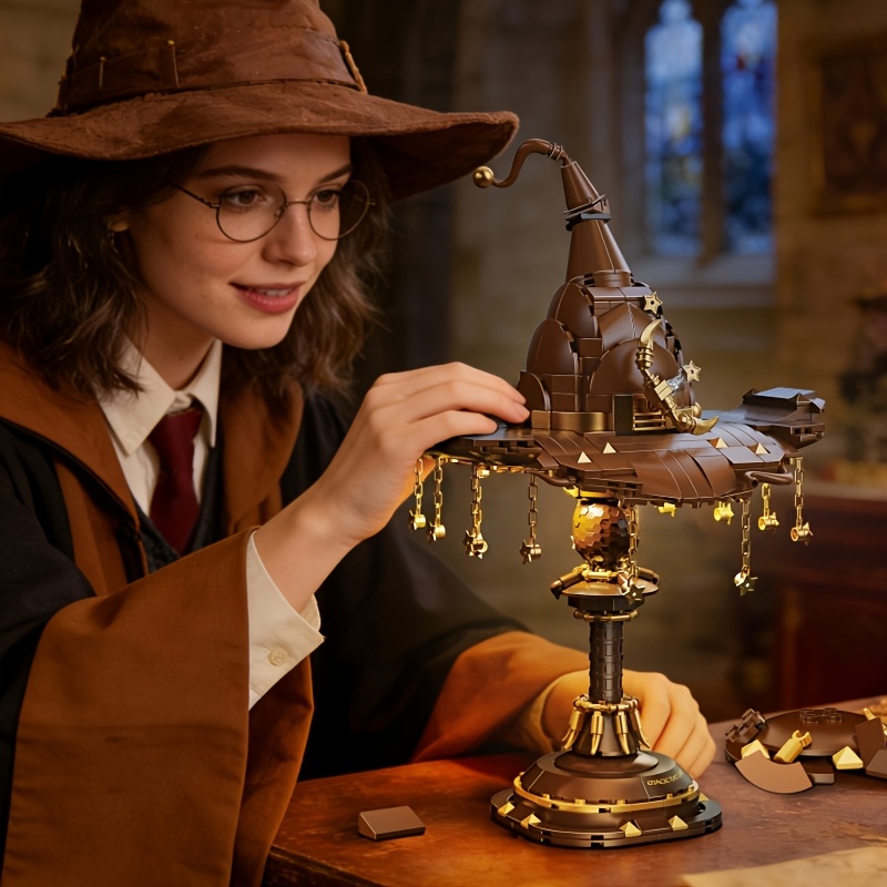 Gilded Chain Wizard Hat Building Blocks, High-Difficulty Assembly
